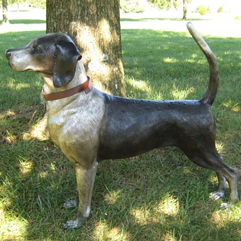 Bronze English Foxhound - Animals