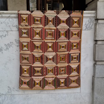 Courthouse steps quilt found in North Carolina - Folk Art