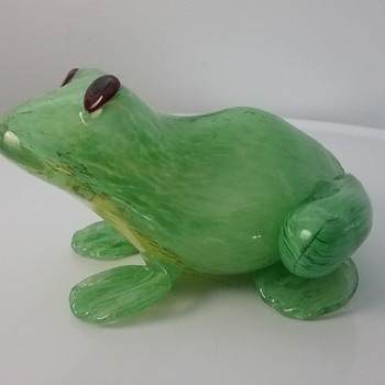 Dynasty Gallery Glass frog  - Animals