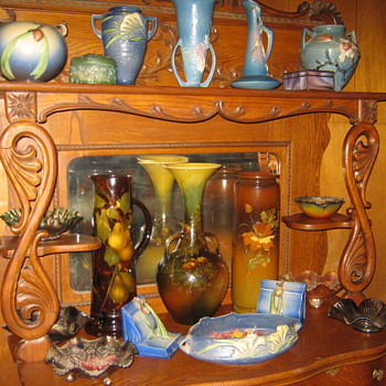 POTTERY & CARNIVL GLASS - Pottery