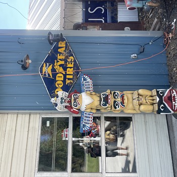 Goodyear porcelain - Signs