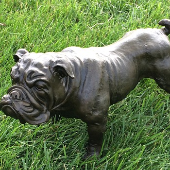 Bronze English Bulldog - Animals
