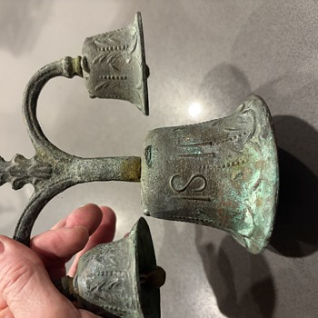 Triple cast iron bell 1811? 