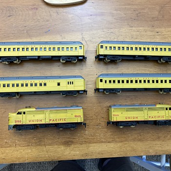 1954 HObbyline train set #455 the "Canyon Clipper" - Model Trains