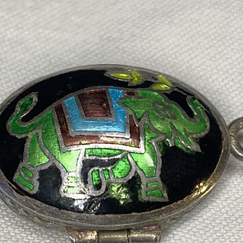Vintage enamel locket  - Asian