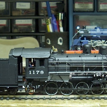 Russian Decapods. kitbashed to original appearance. - Model Trains
