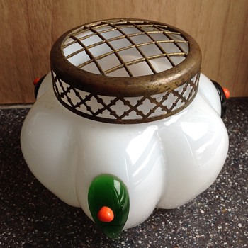 Kralik Tadpole vase. - Art Glass