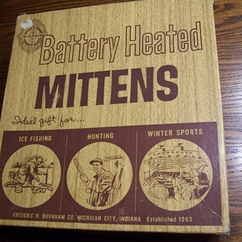 VINTAGE BURNHAM BATTERY HEATED MITTENS - Accessories