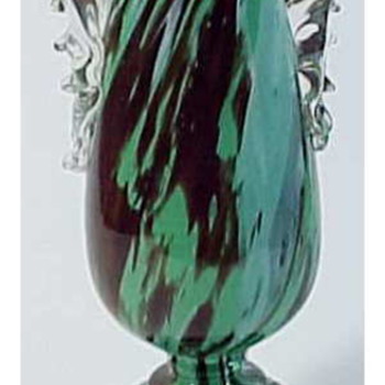 Welz – A family Of Trophy Vase Shapes In A Variety Of Decors – Not Made By Rückl - Art Glass