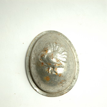 old chocolate mold -egg - Kitchen