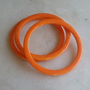 Orange bakelite spacer bangles circa 40's-50's - Costume Jewelry