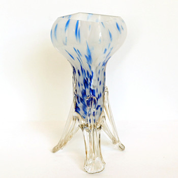 Welz Tri-footed Vase in Blue and White - Art Glass