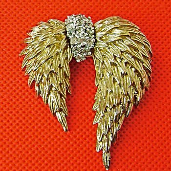 Panetta Wings Brooch - Thrift store find - Costume Jewelry