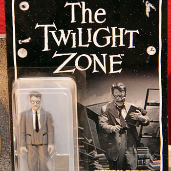Twilight Zone - Henry Bemis Figure - Toys