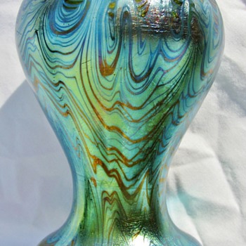 A rare Loetz green Aventuringlas Phaenomen Gre 5260 Vase. - Art Glass