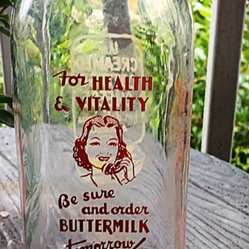 Alta Vista Dairy Indiana, Pennsylvania Milk Bottle 1940s (?) - Bottles