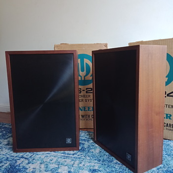 Pioneer CS-24 - Electronics