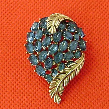 Trifari Floral Pin - Costume Jewelry