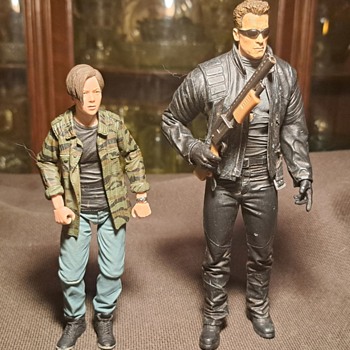 Neca Terminator 2 Figures T-800 and John Connor - Toys