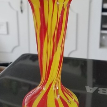 Welz Red & Yellow - Petal Rim Treatment - A Small One!! - Art Glass