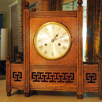Large German Oriental/Moorish Clock with Latticework and Finials, 1915-25 - Clocks