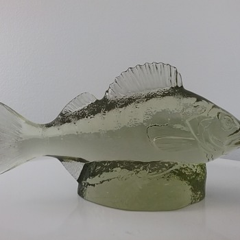 Kosta Boda Glass WWF fish - Animals