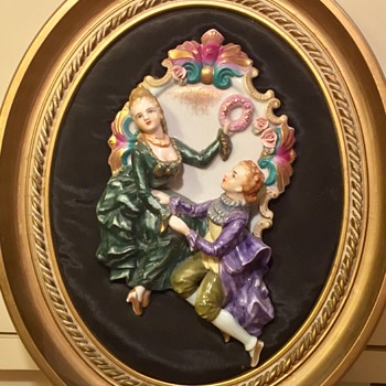 Antique 19c German Porcelain Wall Plaque Gold Gild Frame - Figurines