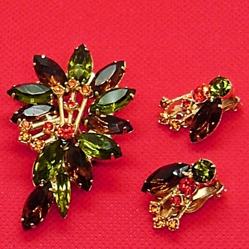 Verified D & E multi color rhinestone brooch set - Costume Jewelry